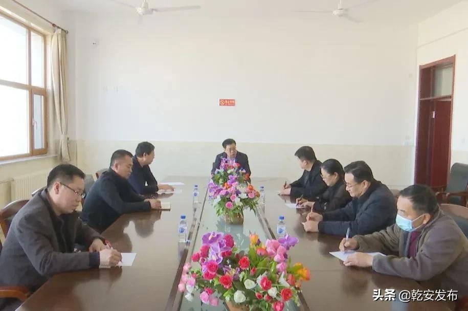 全国人大最新人事任命,全国人大最新人事任命，变化带来自信与成就感的励志之旅